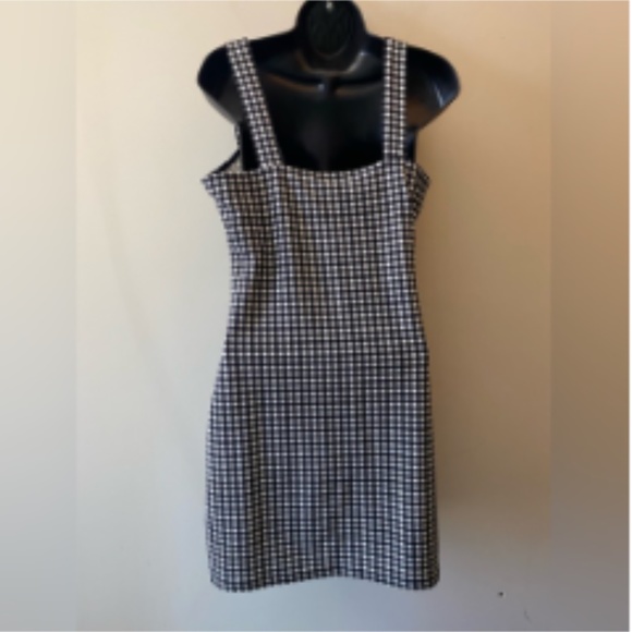 Divided BLU/WHT Check Tank Dress, L. Spring Sale - Picture 2 of 3